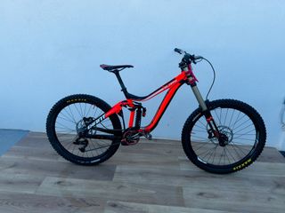 Bicicleta Giant Glory
