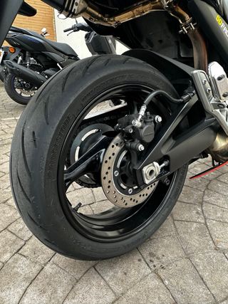 Suzuki GSR 600 Naked  Recibo vehículo o moto 125