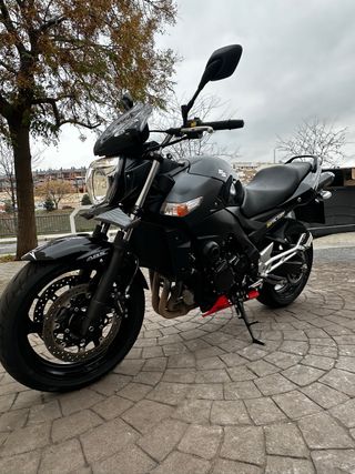 Suzuki GSR 600 Naked  Recibo vehículo o moto 125