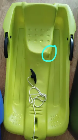 Trineo amplio con cuerda y asas