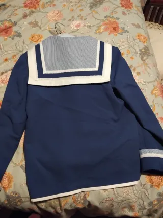 Traje de comunión azul y blanco