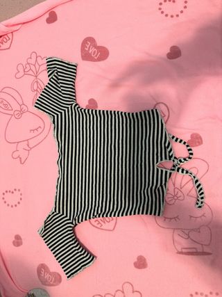 Top corto rayas blanco y negro