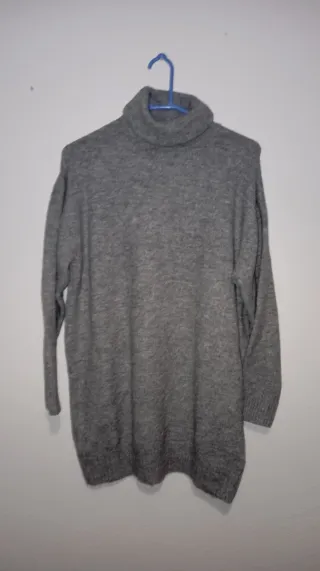 Jersey de lana gris cuello alto
