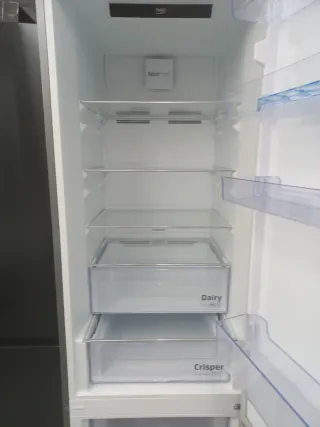 Nevera Beko 2m x 60cm No Frost