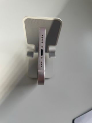 iPhone 13 en perfecto estado