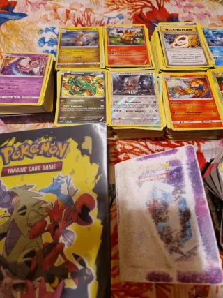 Lotto carte Pokemon