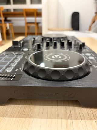 Controlador DJ Pioneer DDJ-400 Negro