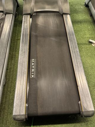 Cinta de correr profesional Matrix