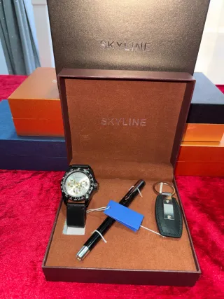 Set de Regalo Skyline: Reloj, Bolígrafo y Llavero