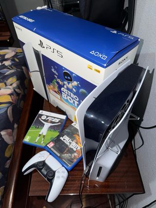 PlayStation 5 + 2 Juegos + Mando