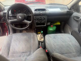 Opel  Corsa b 1993