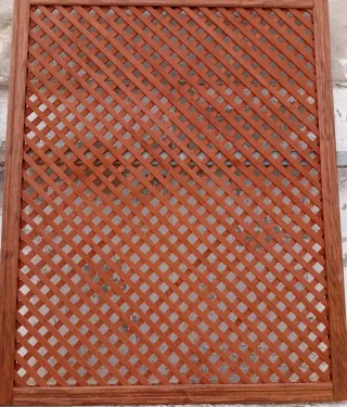 Celosía de madera decorativa