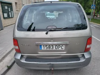 KIA Carnival 2005