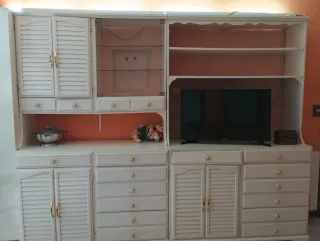 Mueble Vitrina Beige Madera y Cristal