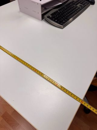 Mesa de oficina grande