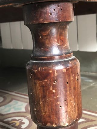 Armario de madera antiguo