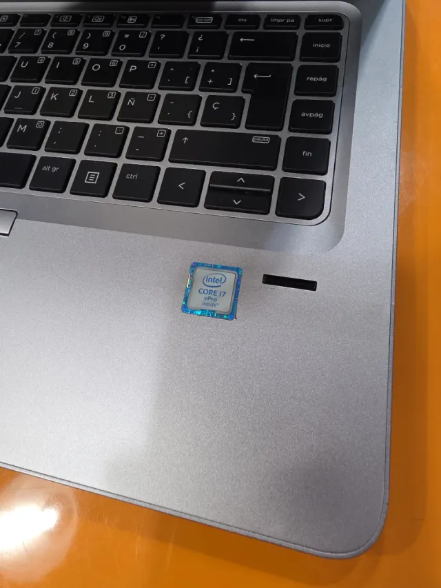 HP ProBook i7 16GB RAM 256GB SSD