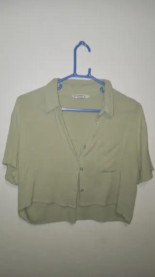 Camisa verde corta