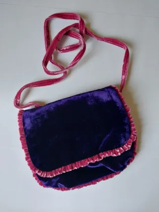 Bolso de terciopelo rosa y morado