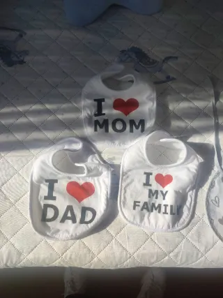 Lote Zapatos, Calcetines y baberos Bebé nuevos