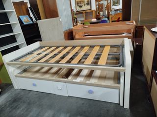 Cama nido con 2 cajones grandes y un cajón central