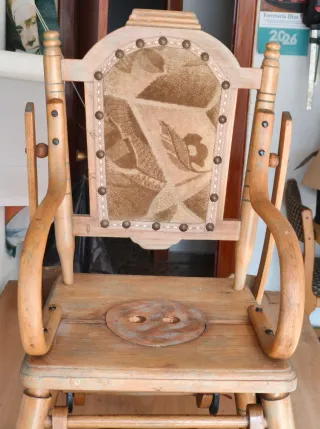 Trona antigua de colección