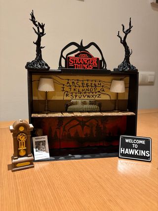 Expositor Stranger Things