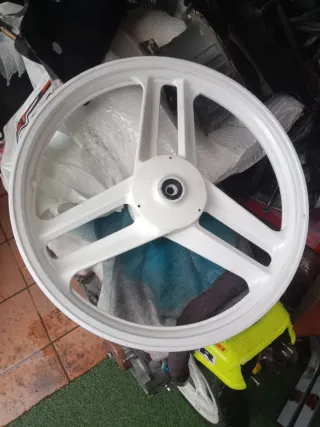 Rueda Delantera Honda Wallaroo PK50S