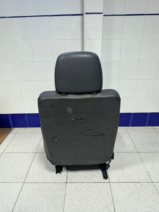 Asiento piloto Mercedes Vito W638