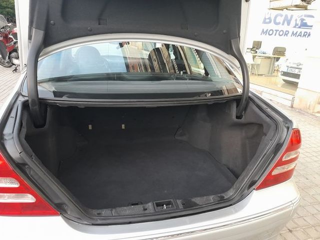 Mercedes Clase C C 180 ELEGANCE