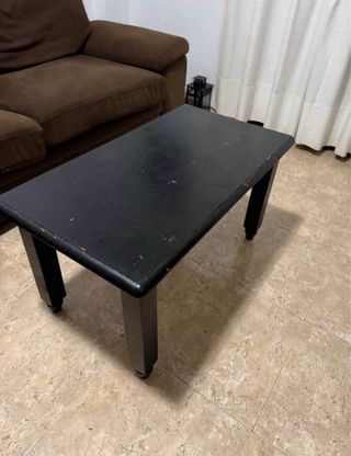 Base de cama y mesitas de noche y mueble