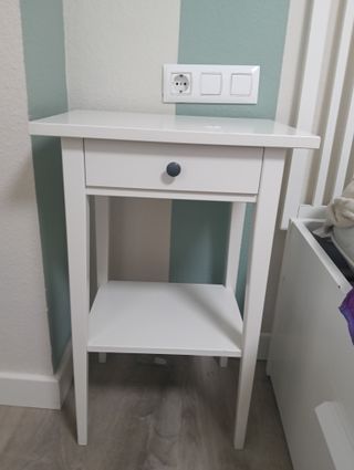 Comodino alto bianco Ikea