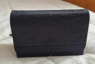 Bolso cartera negro para ocasiones especiales