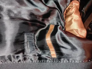 Abrigo largo hombre gris oscuro.