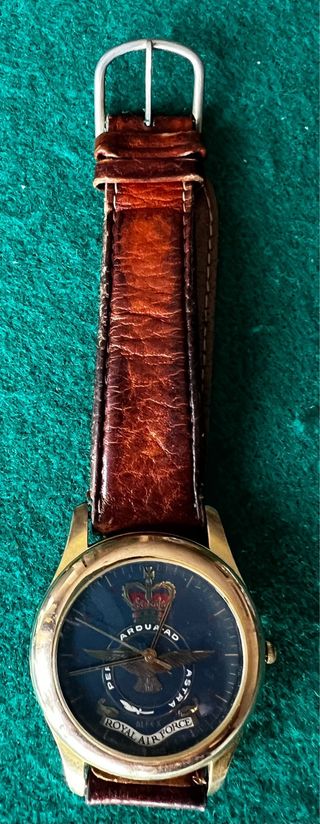 Reloj Royal Air Force Azul y Dorado
