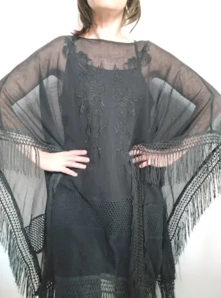 Poncho Mango Negro Talla M