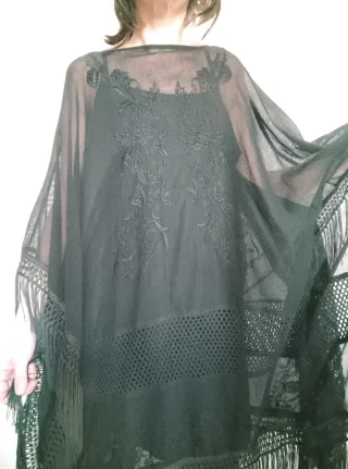 Poncho Mango Negro Talla M