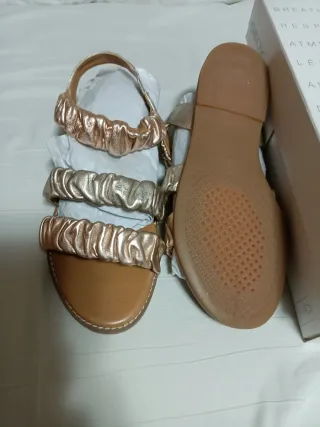 Sandalias Geox Talla 37 piel