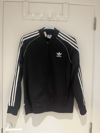 Sudadera Adidas Negra con Rayas Blancas