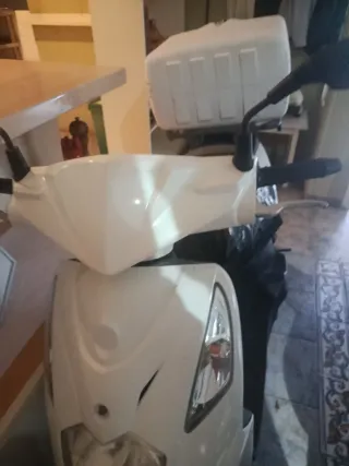 Ciclomotor Scooter 49cc Automático