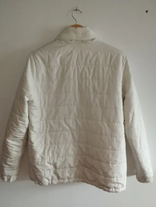 Cazadora acolchada mujer blanca