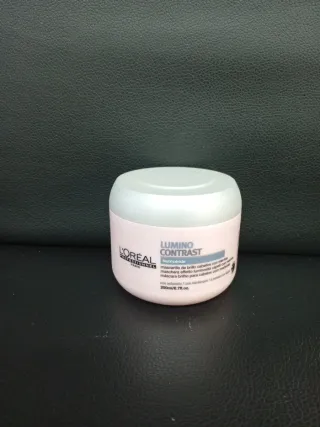 L'Oréal Lumino Contrast Mascarilla Cabello