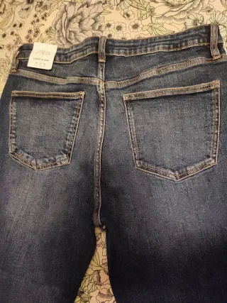 Pantalón Zara Crop Flare Azul