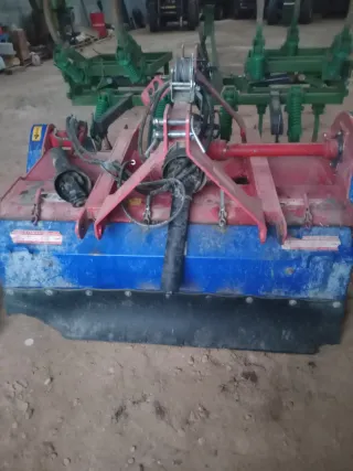 Trituradora SARMIENTO restos poda