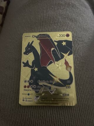 Carta Pokémon Charizard V Dorada