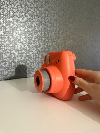 Cámara Instax Mini 7 Naranja Claro