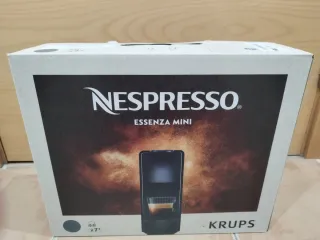 Cafetera Nespresso Essenza Mini Krups