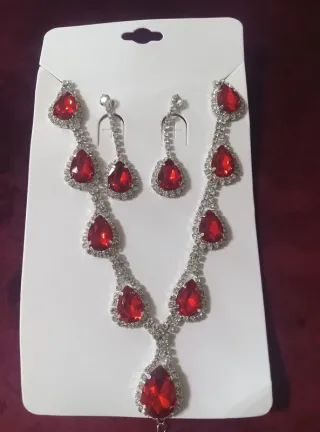 Conjunto Collar y Pendientes Rojo