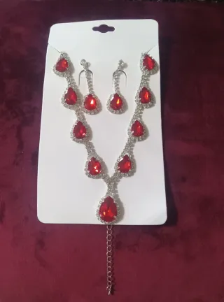 Conjunto Collar y Pendientes Rojo