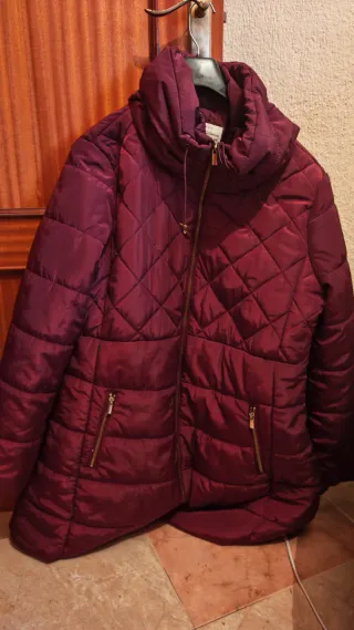 Chaquetón acolchado mujer morado
